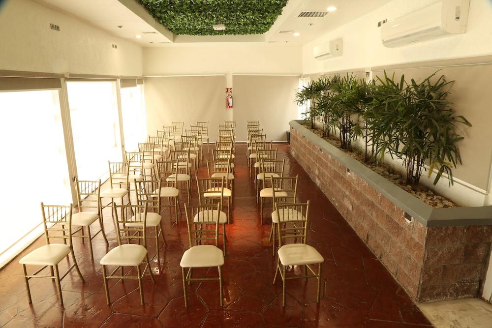Copper Canyon Boutique Hotel チワワ エクステリア 写真
